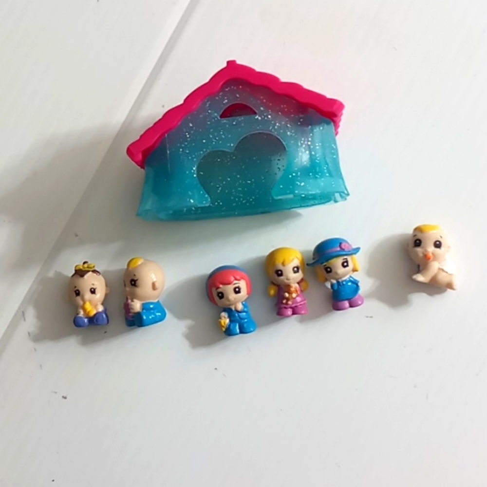 SQUINKIES 'do Drops Set Mystery Villa Plus 6 Mini People Figure